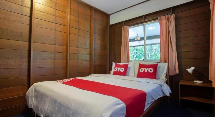 Oyo 909 Guiding Star Resort Chiang Mai Exterior photo