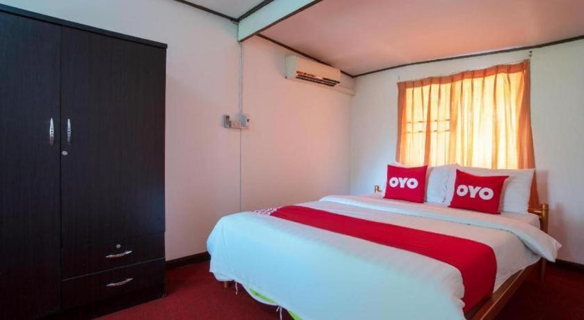 Oyo 909 Guiding Star Resort Chiang Mai Exterior photo