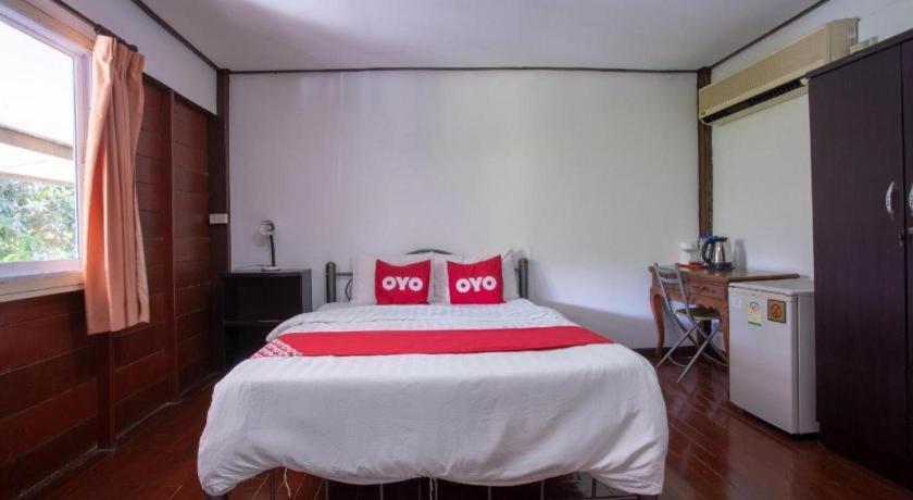 Oyo 909 Guiding Star Resort Chiang Mai Exterior photo
